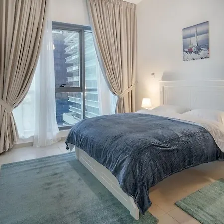 Excellent 2 Bedroom Beach Front Abu Dhabi Exterior photo