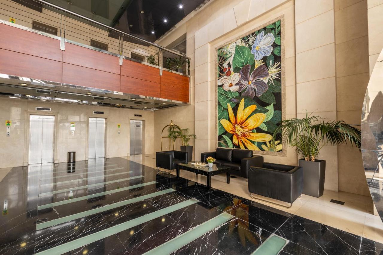 Excellent 2 Bedroom Front Apartment